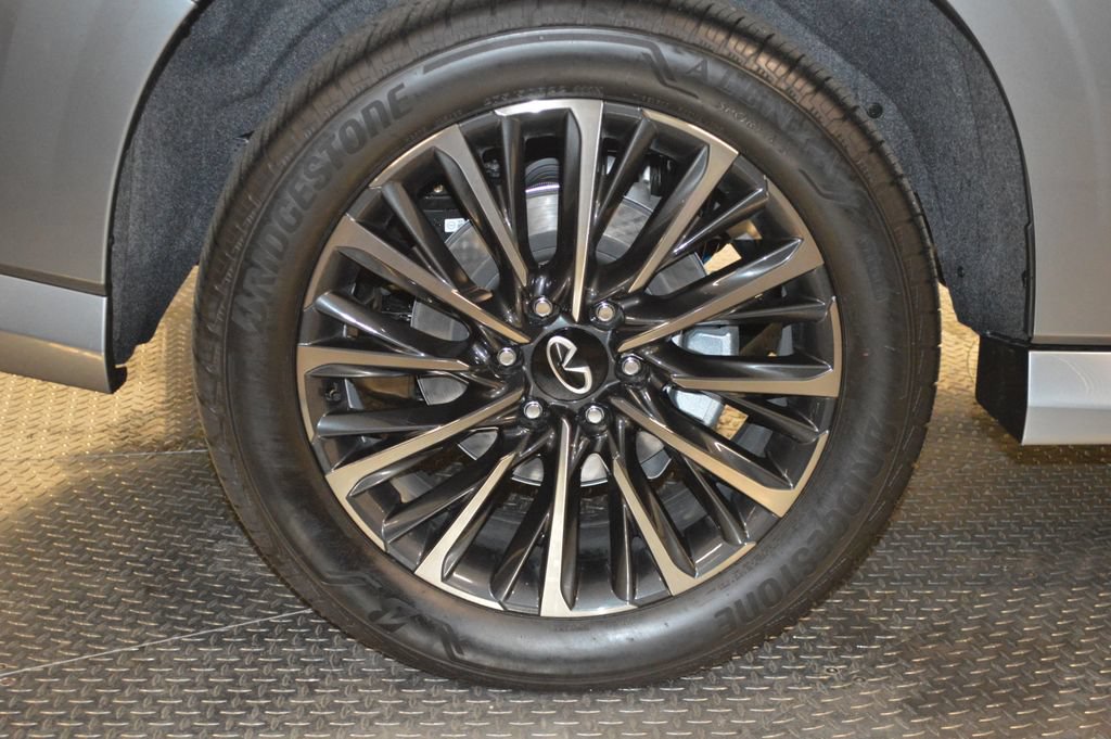 New 2026 INFINITI QX80 Autograph AWD/4WD image 13