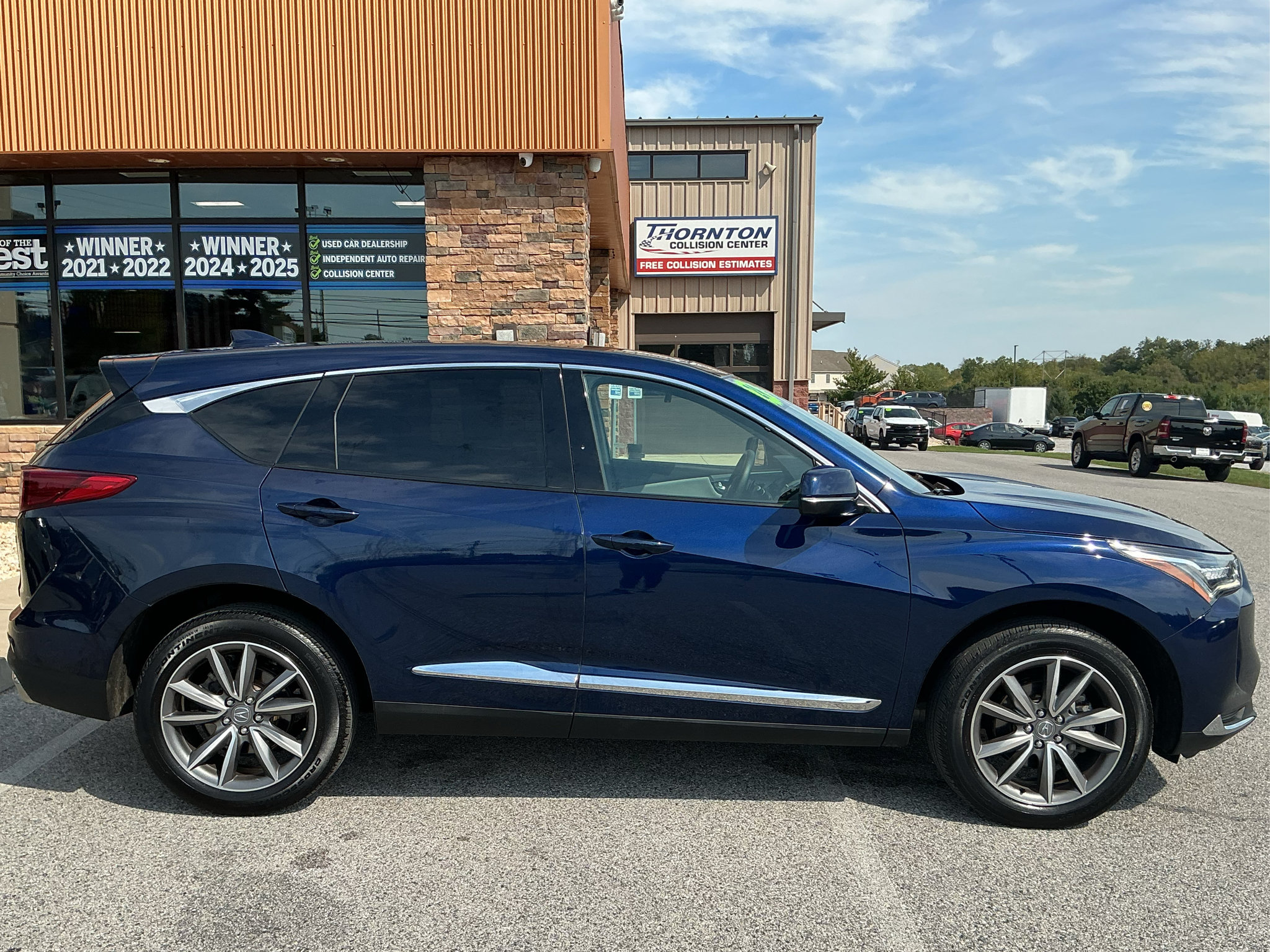 Used 2024 Acura RDX w/ Technology Package AWD/4WD image 2
