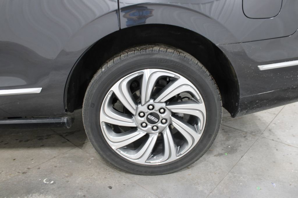 Used 2023 Lincoln Navigator Reserve image 39