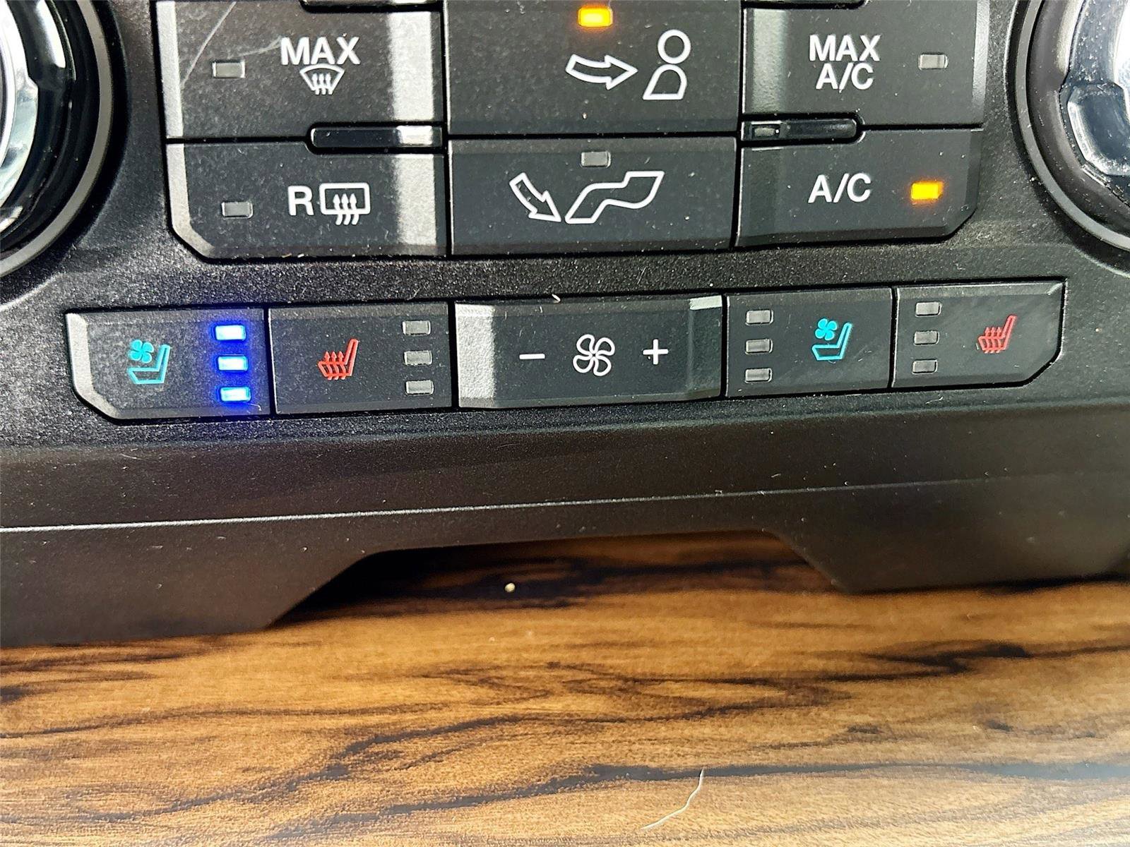 Used 2019 Ford F150 Lariat image 20