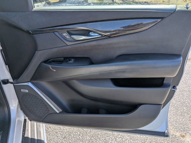 Used 2020 Cadillac Escalade Platinum AWD/4WD image 39