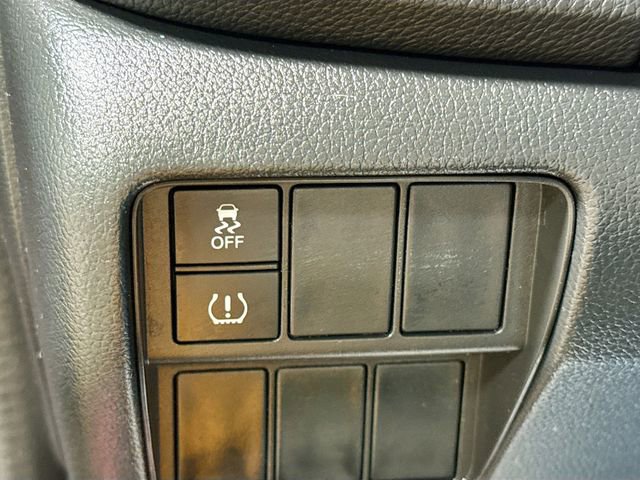 Used 2018 Honda CR-V LX image 9