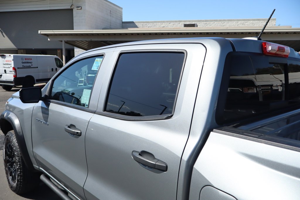 Used 2025 Chevrolet Colorado Trail Boss AWD/4WD image 16