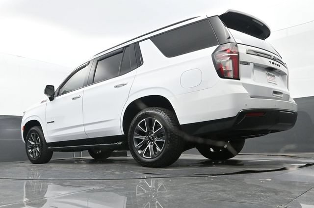 Used 2022 Chevrolet Tahoe Z71 w/ Luxury Package AWD/4WD image 27