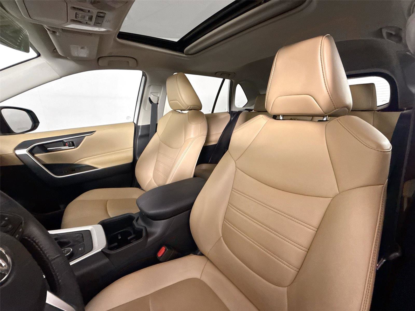 Certified 2023 Toyota RAV4 XLE Premium image 3