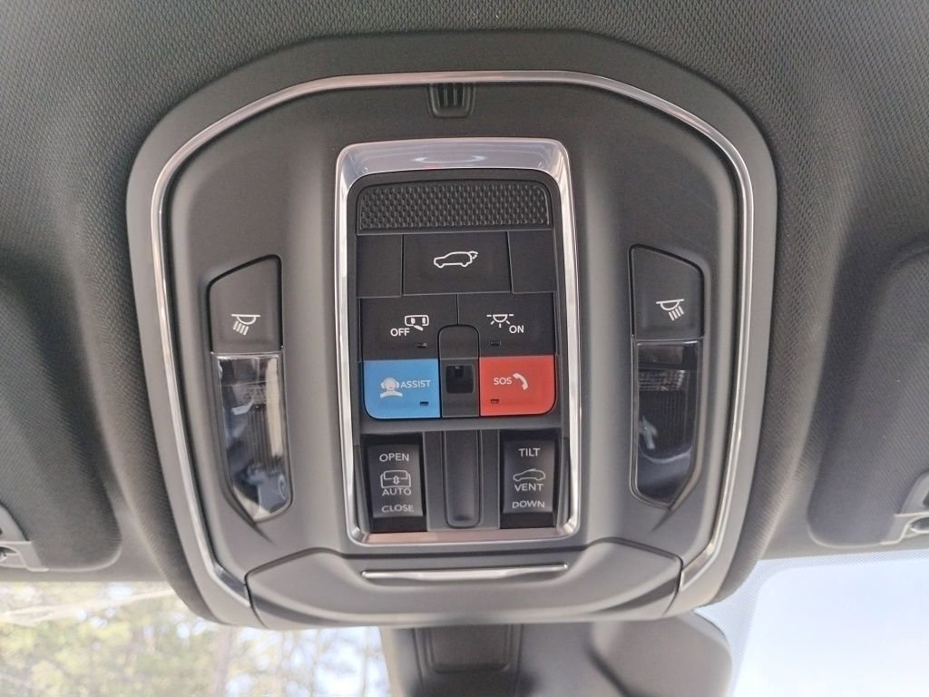 New 2026 Jeep Grand Cherokee Laredo X image 42