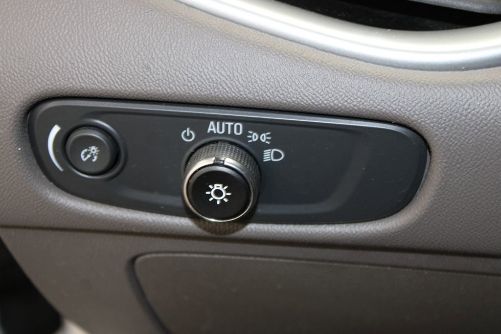 Used 2024 Chevrolet Malibu LT image 33