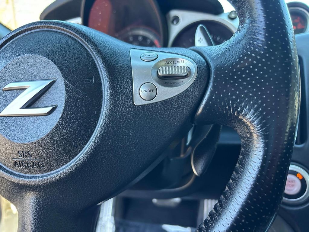 Used 2013 Nissan 370Z Touring w/ Sport Pkg image 16