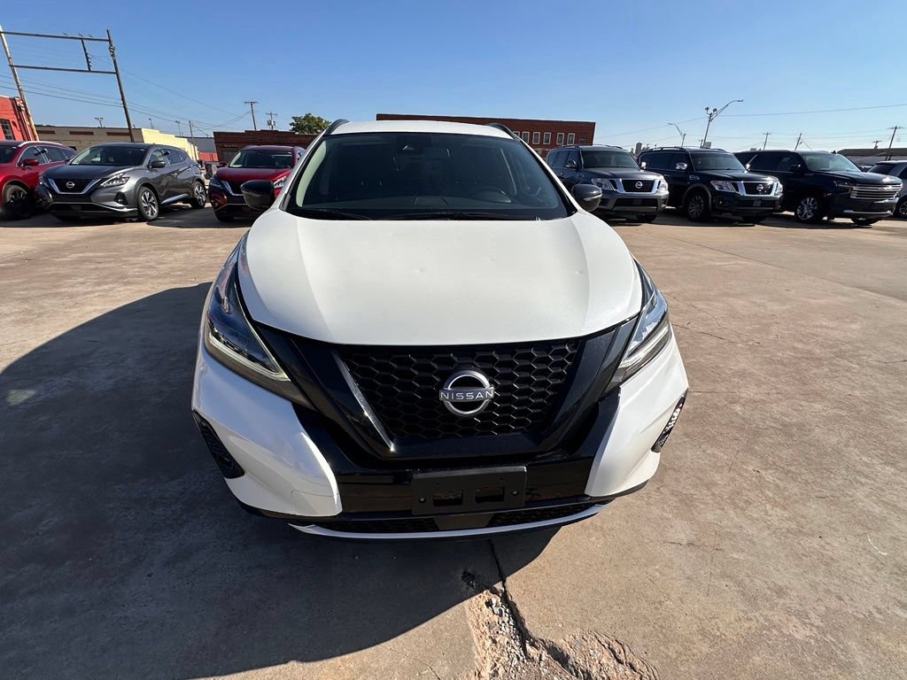 Certified 2023 Nissan Murano SV w/ SV Midnight Edition Package FWD image 12