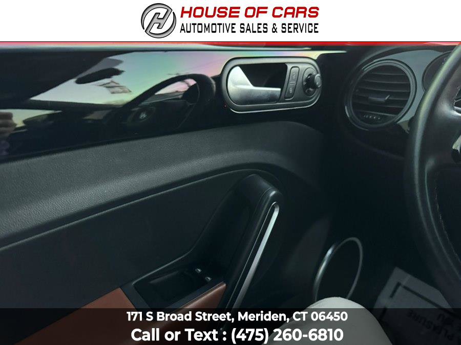 Used 2015 Volkswagen Beetle 1.8T Classic FWD image 26