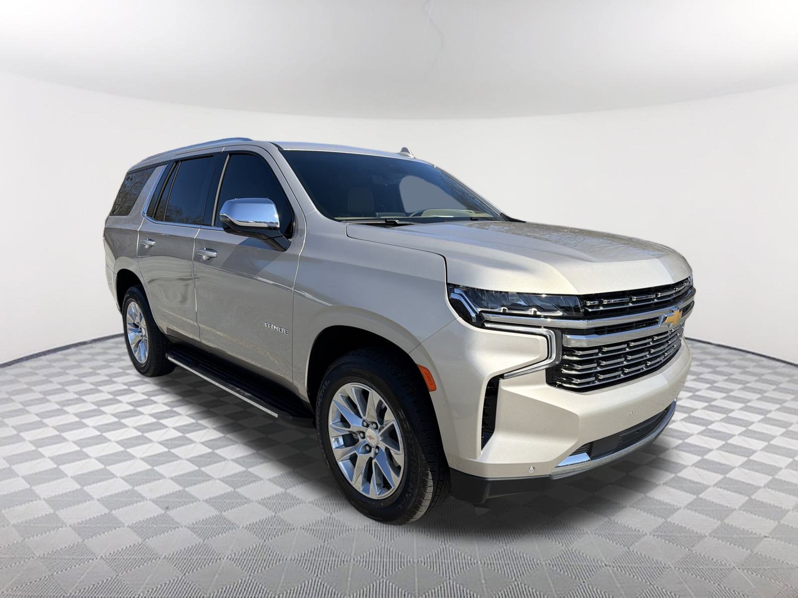 Used 2024 Chevrolet Tahoe Premier w/ Premium Package 2 image 3