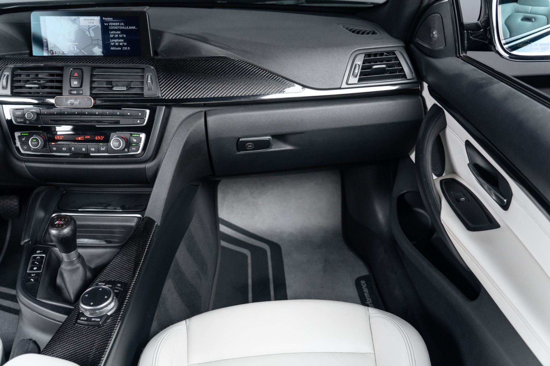 Used 2015 BMW M4 Coupe RWD image 41