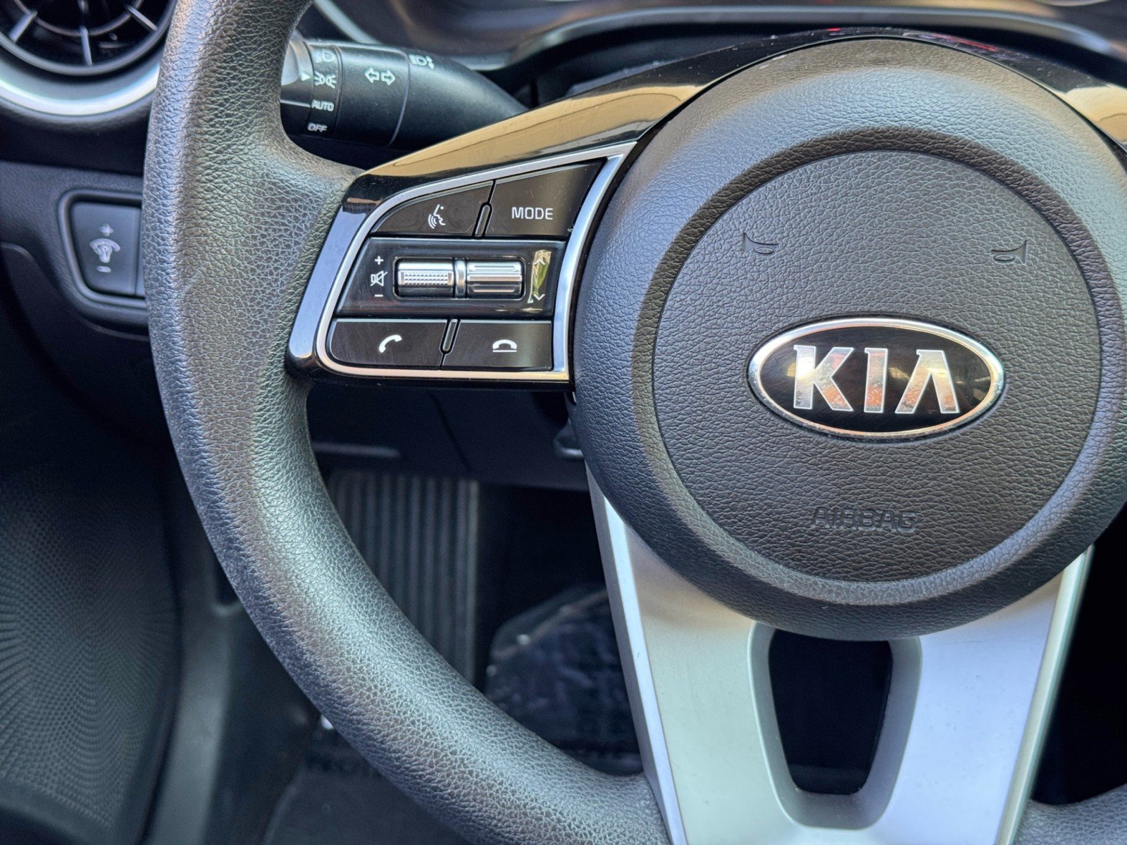Used 2021 Kia Forte LXS FWD image 19