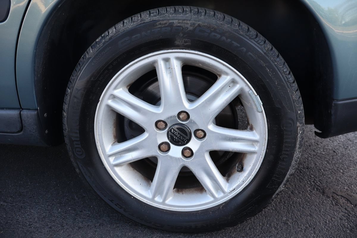 Used 2004 Volvo S60 2.5T AWD/4WD image 41