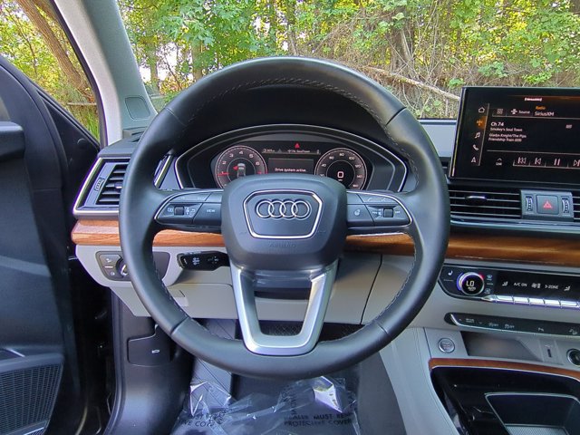 Used 2023 Audi Q5 2.0T Premium Plus w/ Premium Plus Package AWD/4WD image 30