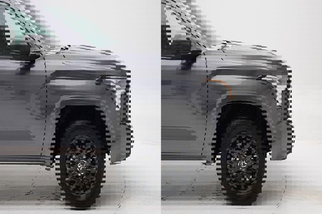 Used 2023 Toyota Tundra SR image 3