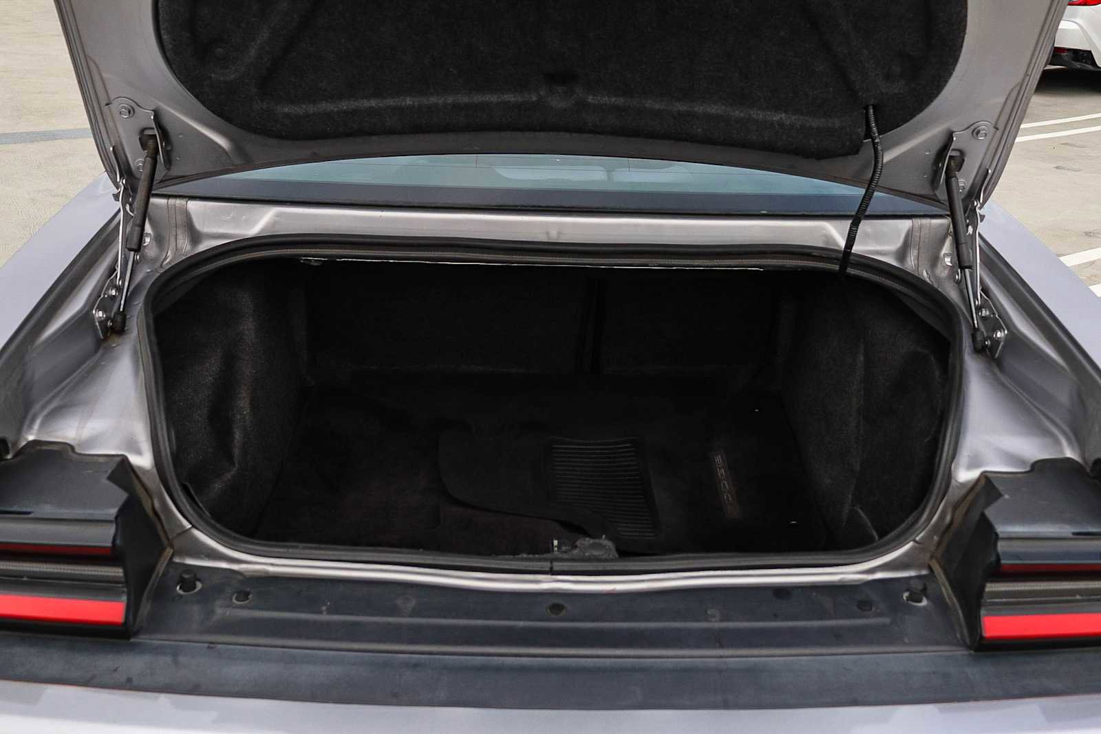 Used 2017 Dodge Challenger SXT w/ Blacktop Package image 36