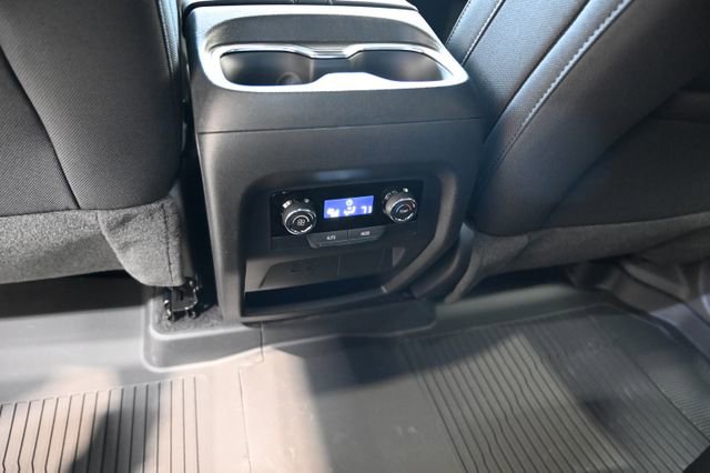 Used 2026 Chevrolet Traverse LT w/ LPO, Floor Liner Package FWD image 25