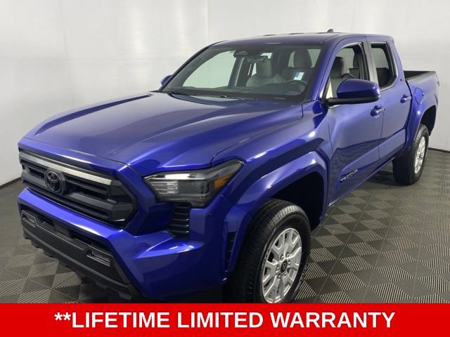 Used 2025 Toyota Tacoma SR5 RWD image 3