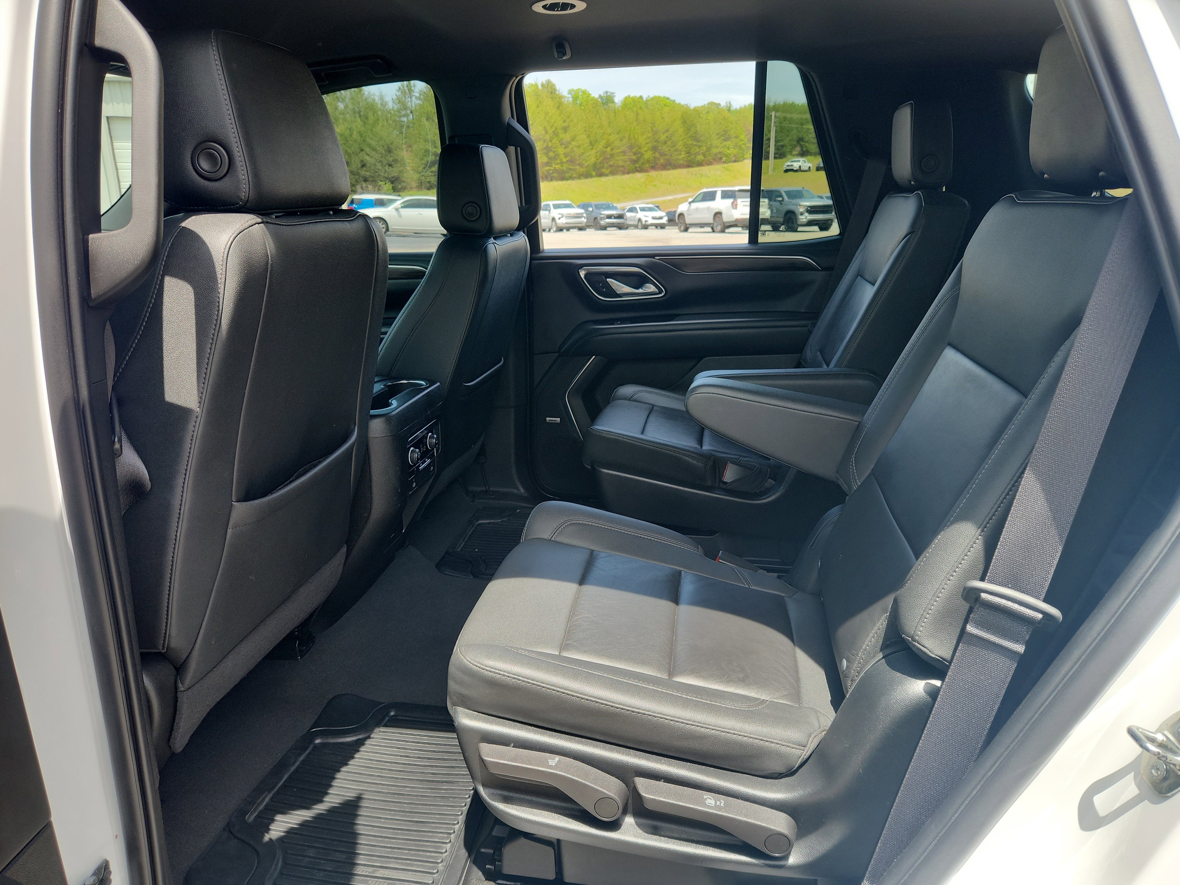 Used 2023 Chevrolet Tahoe LT RWD image 41