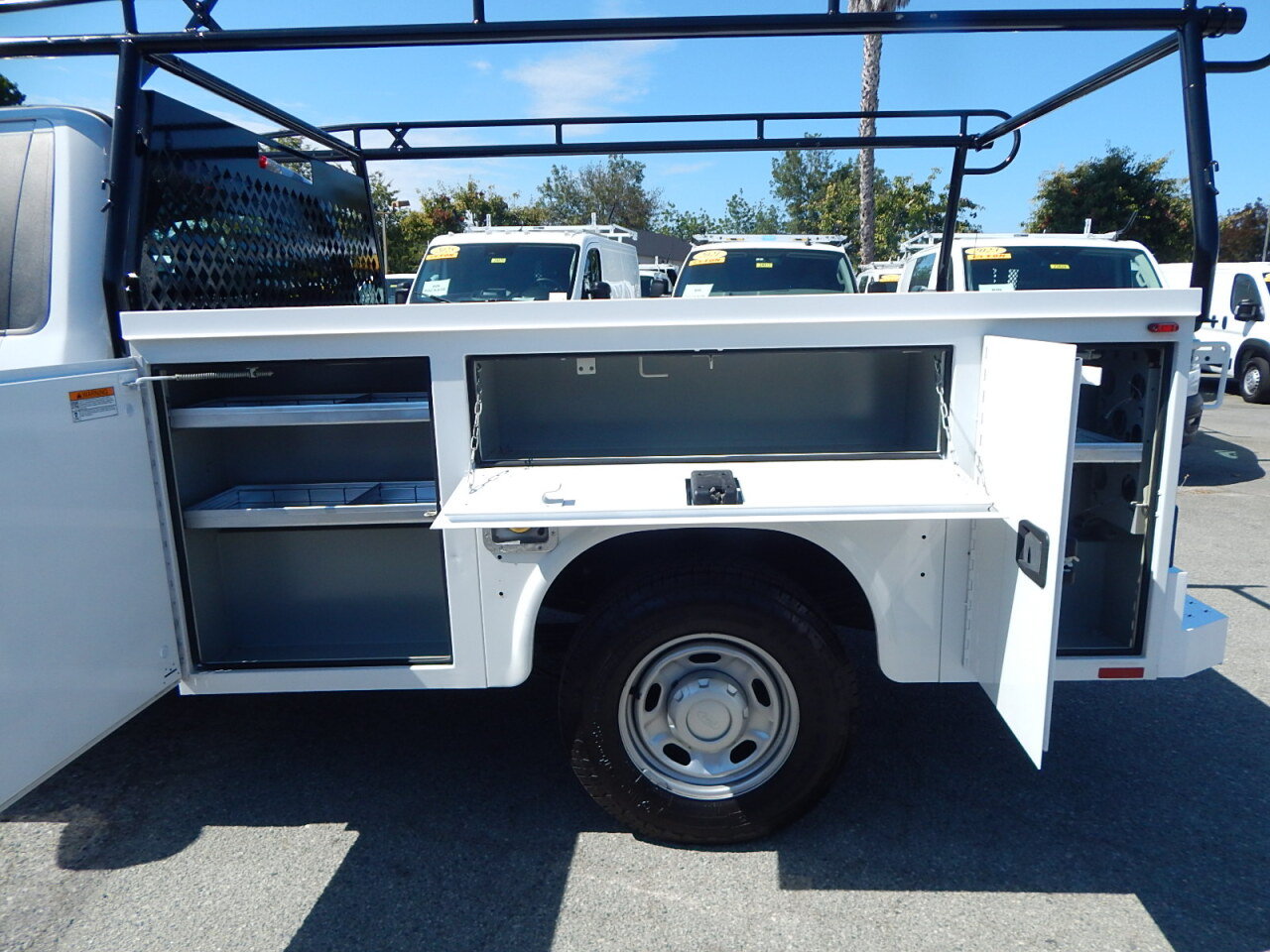 Used 2019 Ford F350 XL w/ Power Equipment Group RWD image 3