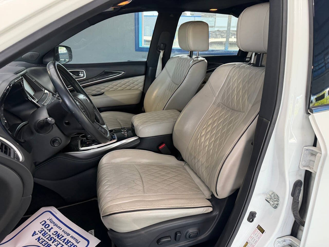 Used 2019 INFINITI QX60 Luxe w/ Limited Package AWD/4WD image 13