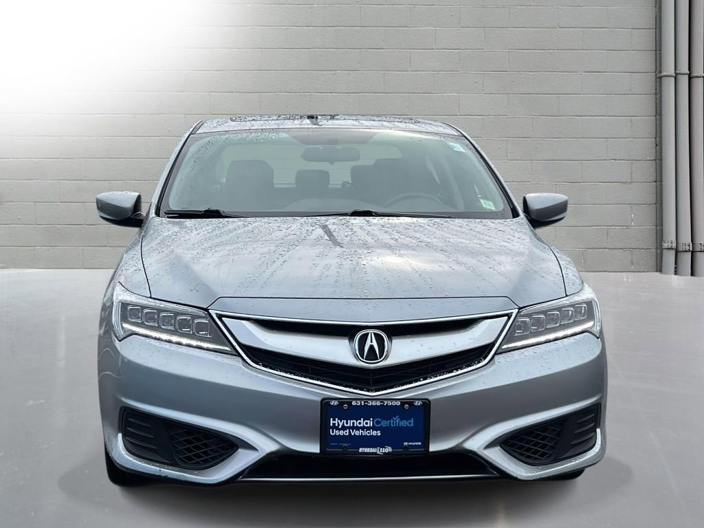 Used 2018 Acura ILX image 2