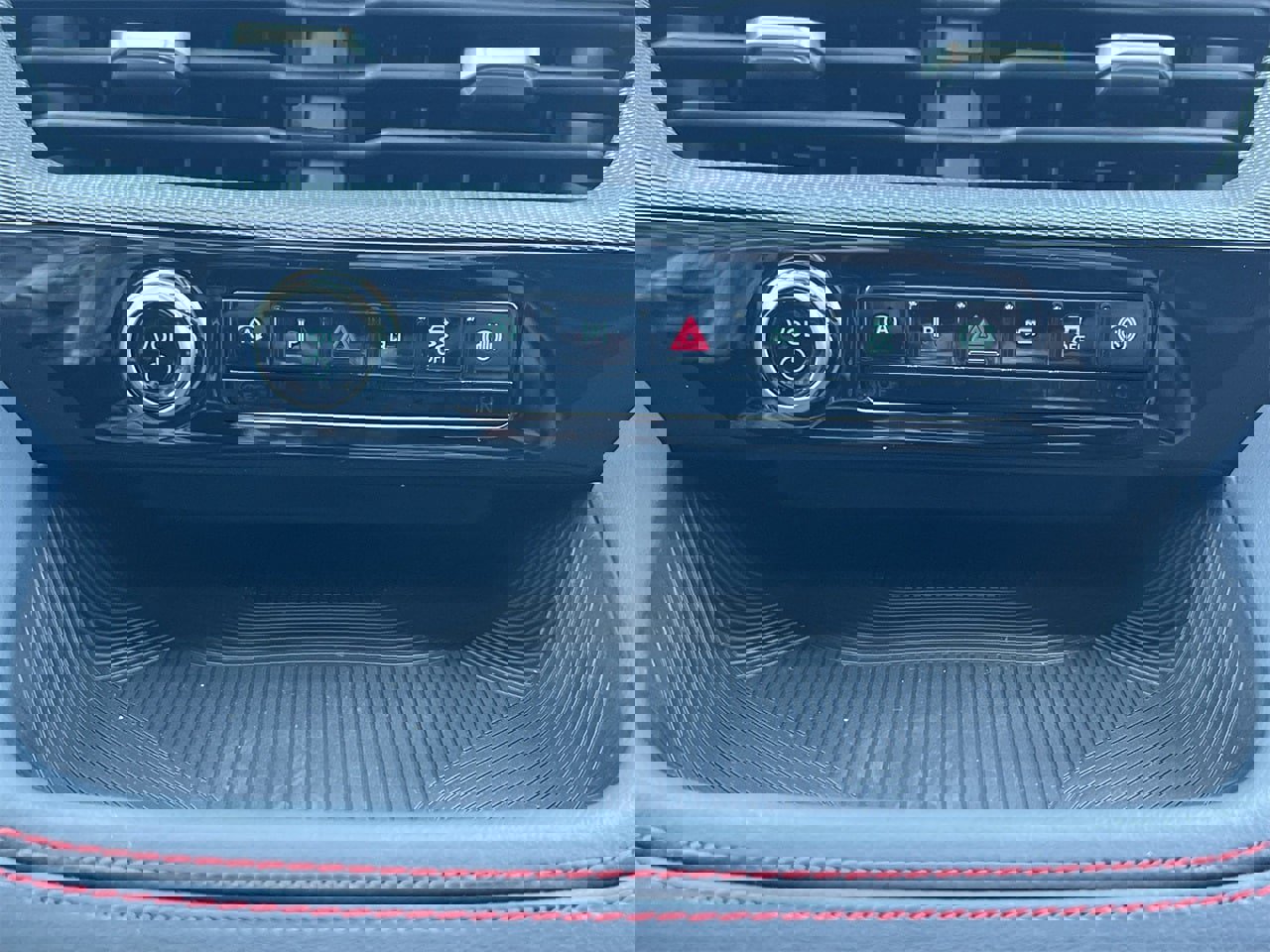 New 2026 Ford Explorer ST w/ Sun And Sound Package image 6