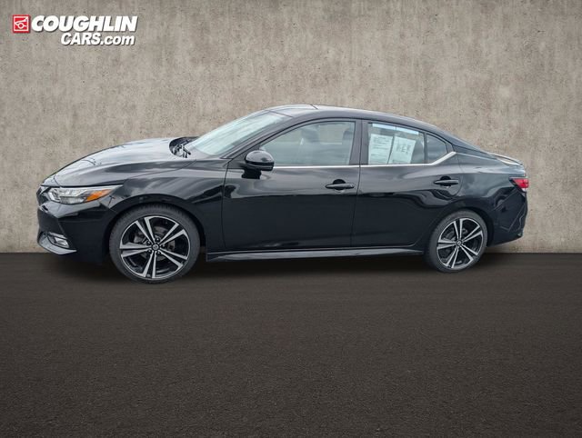 Used 2022 Nissan Sentra SR w/ Lighting Package FWD image 4