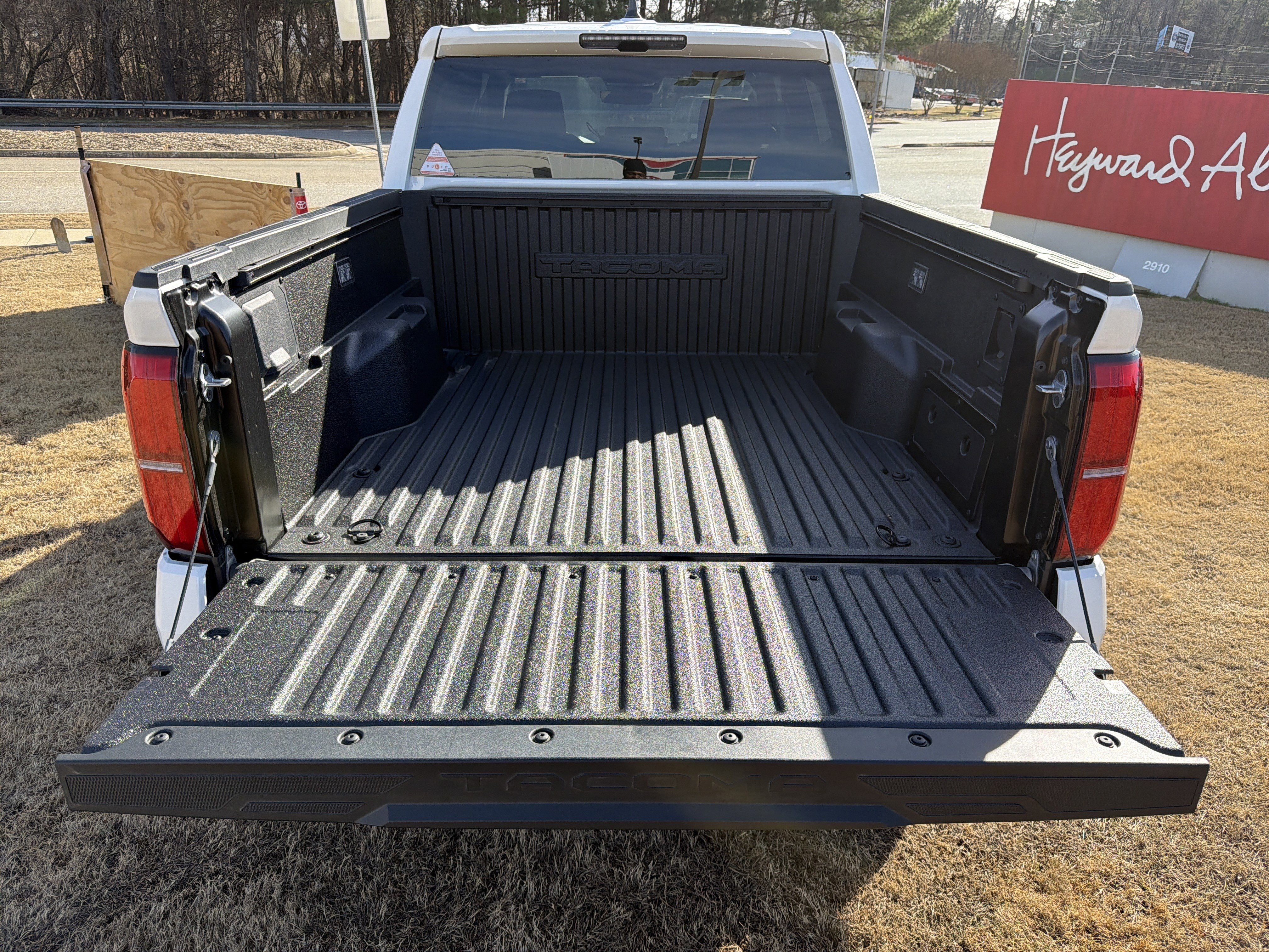 New 2025 Toyota Tacoma TRD Off-Road image 27