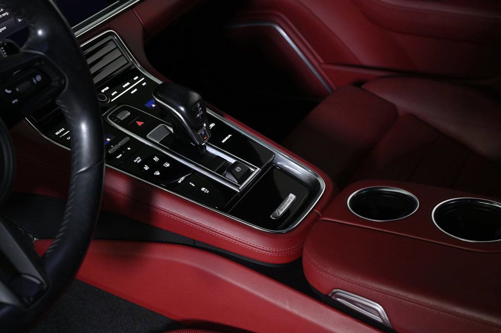 Certified 2023 Porsche Panamera Platinum Edition image 23