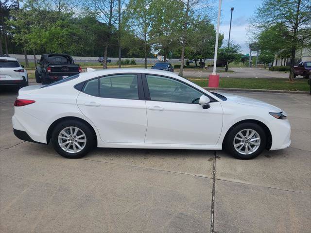 Certified 2025 Toyota Camry LE image 8