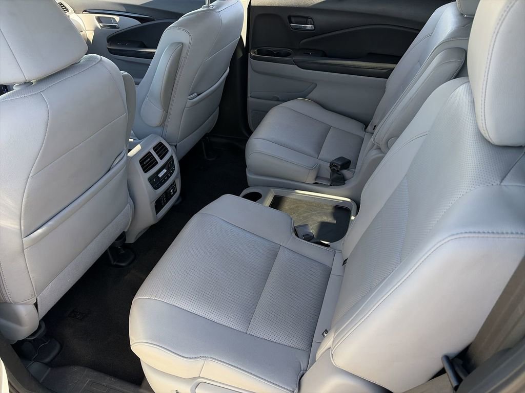 Used 2021 Honda Pilot Elite image 26