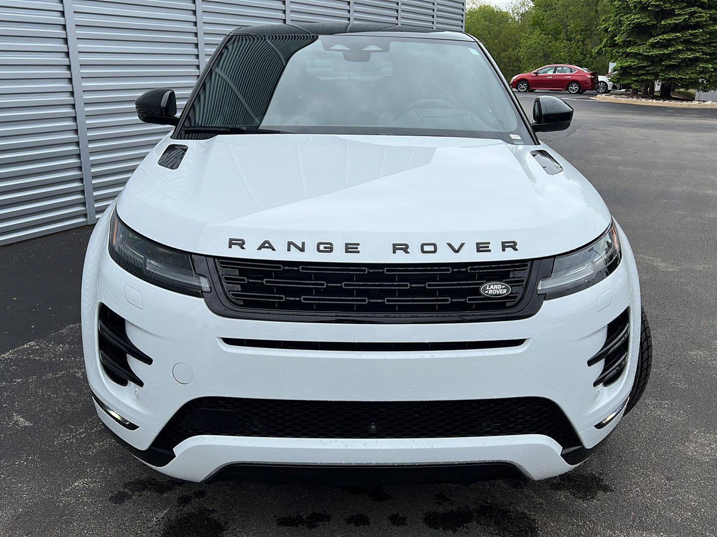 New 2026 Land Rover Range Rover Evoque Dynamic SE AWD/4WD image 4