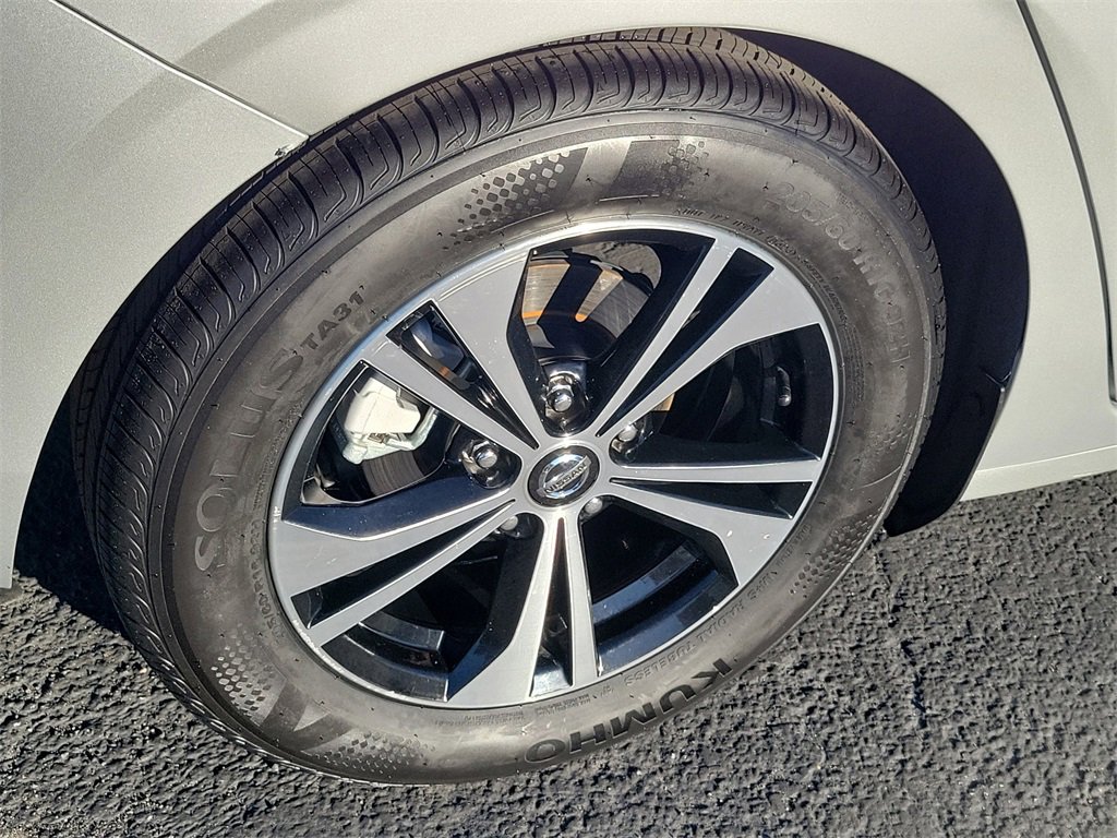 Used 2021 Nissan Sentra SV image 25