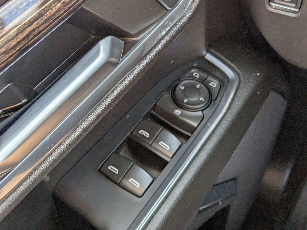 Used 2024 GMC Sierra 1500 SLE image 21