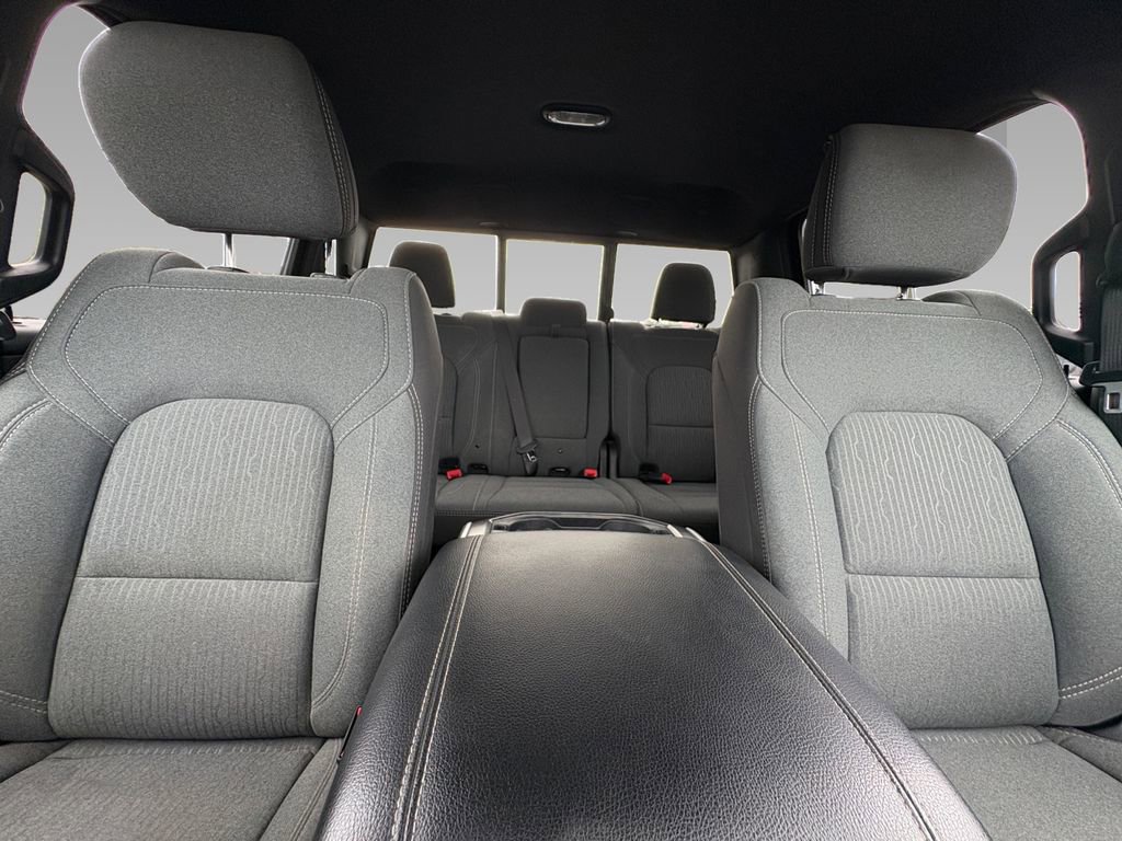 Used 2022 RAM 1500 Big Horn AWD/4WD image 2