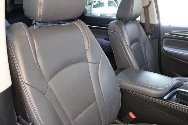 Used 2019 Buick Enclave Premium w/ Experience Buick Package AWD/4WD image 11