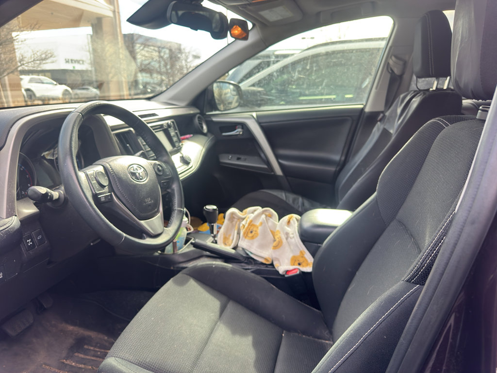 Used 2017 Toyota RAV4 XLE image 10