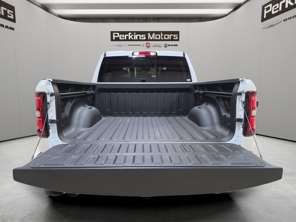New 2026 RAM 1500 Laramie w/ Night Edition AWD/4WD image 10
