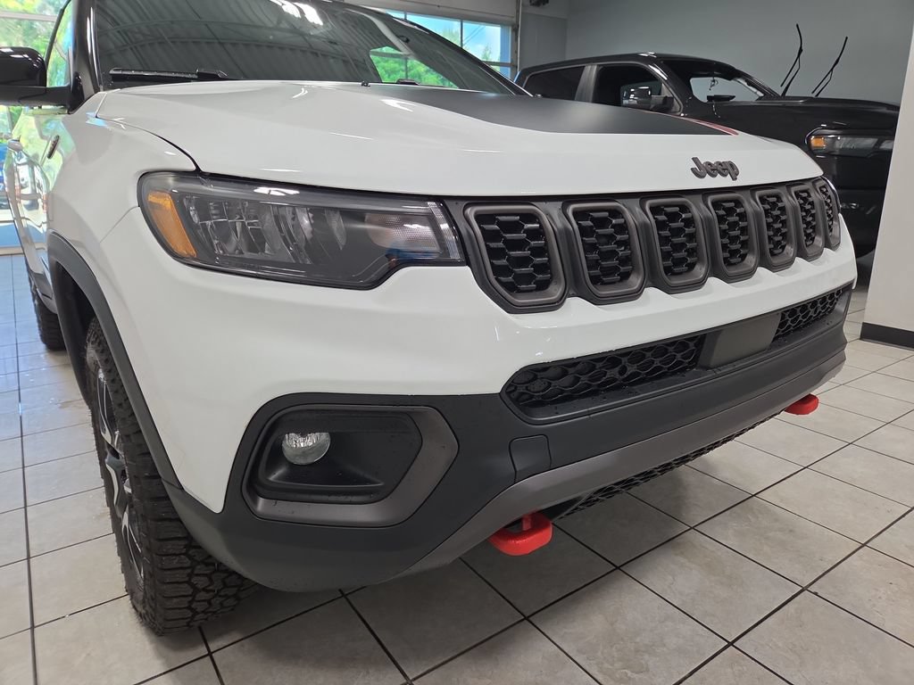 New 2026 Jeep Compass Trailhawk AWD/4WD image 13