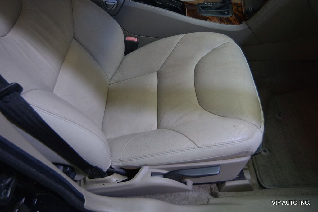 Used 2007 Volvo V70 2.4 FWD image 19