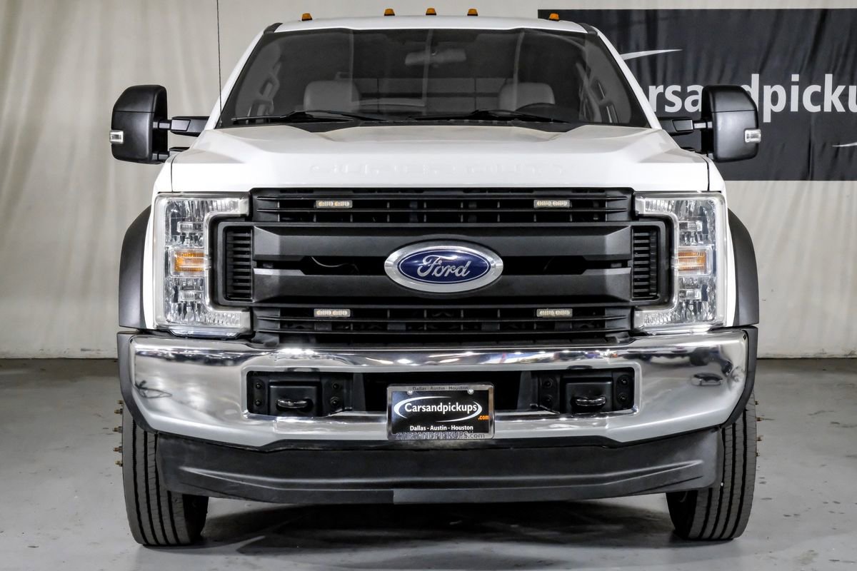 Used 2019 Ford F550 4x4 SuperCab Super Duty image 3
