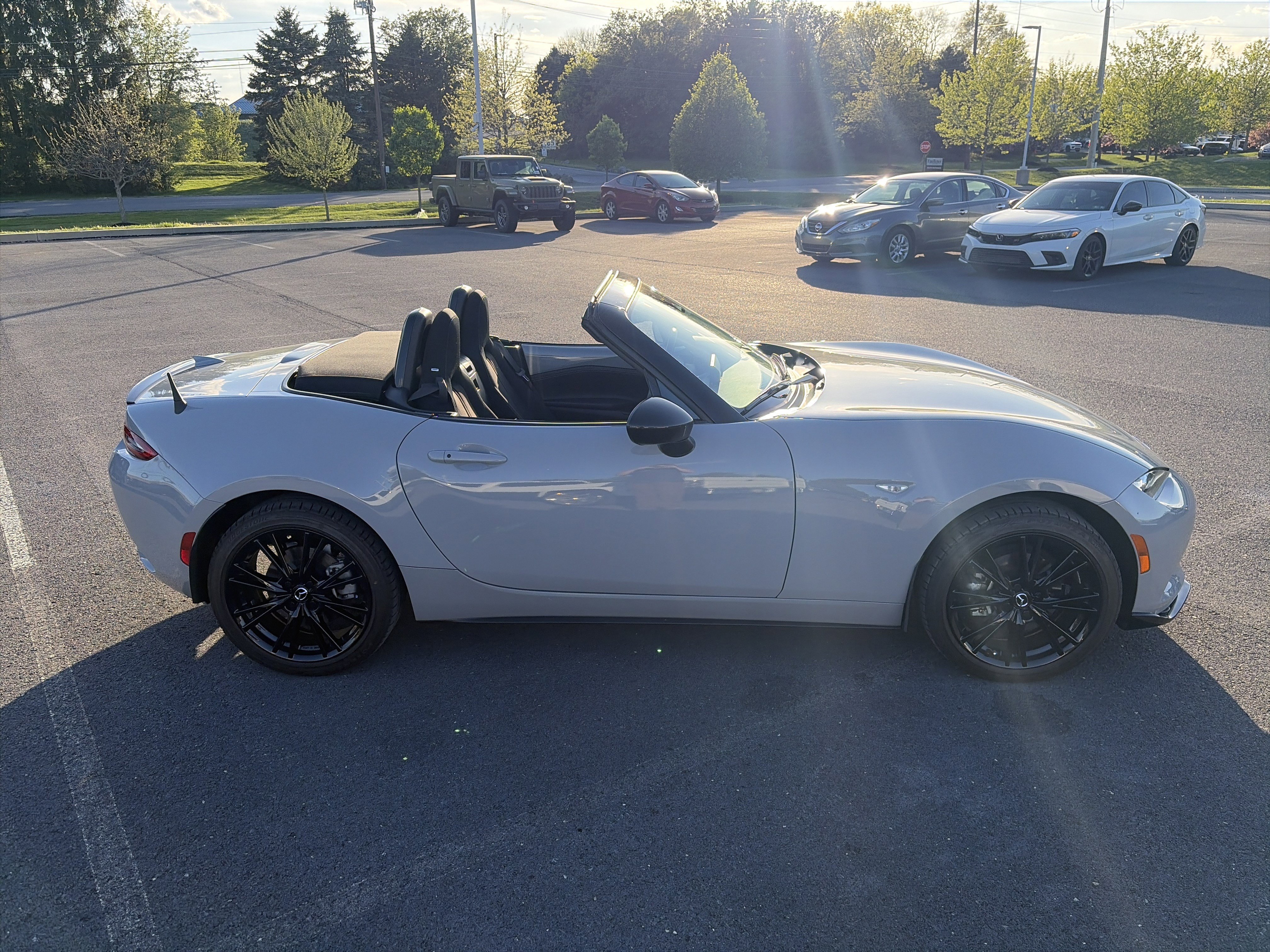 Used 2024 MAZDA MX-5 Miata Club image 4