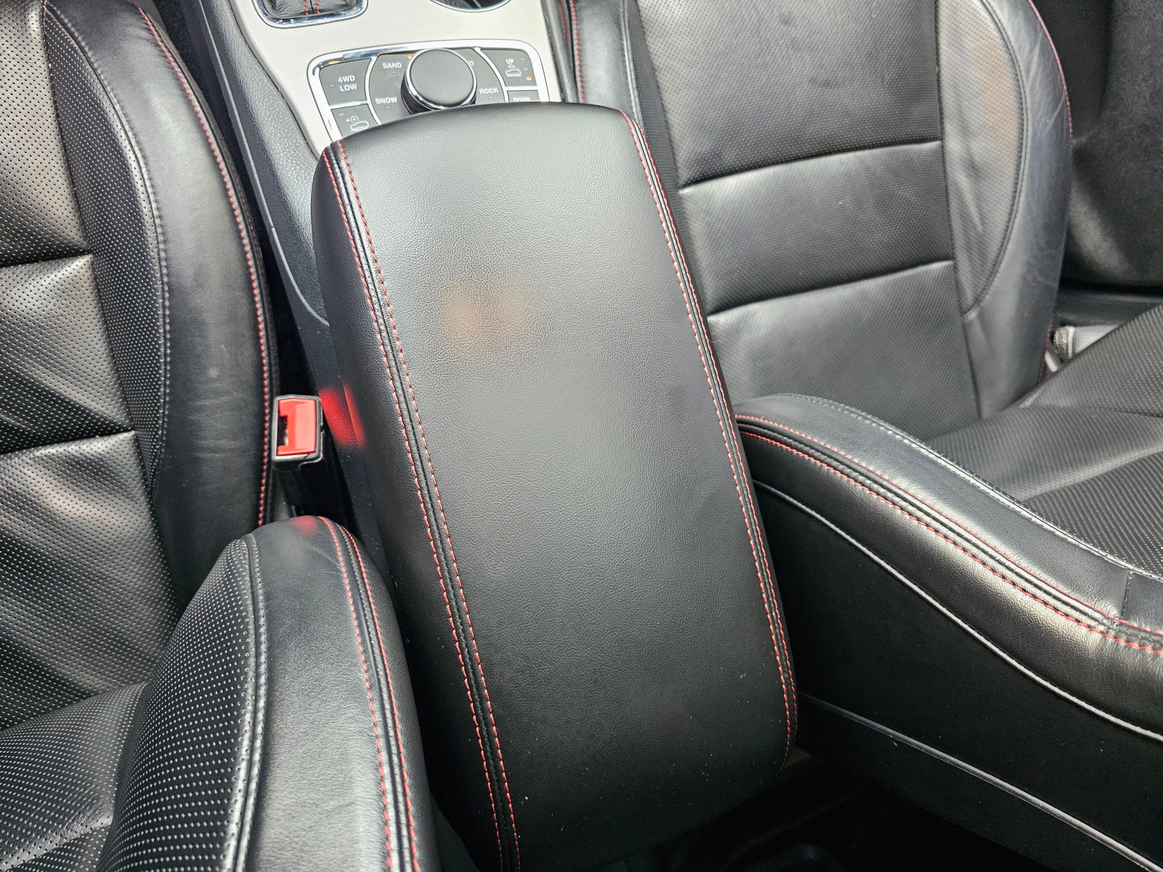 Used 2020 Jeep Grand Cherokee Trailhawk w/ Trailhawk Luxury Group image 24