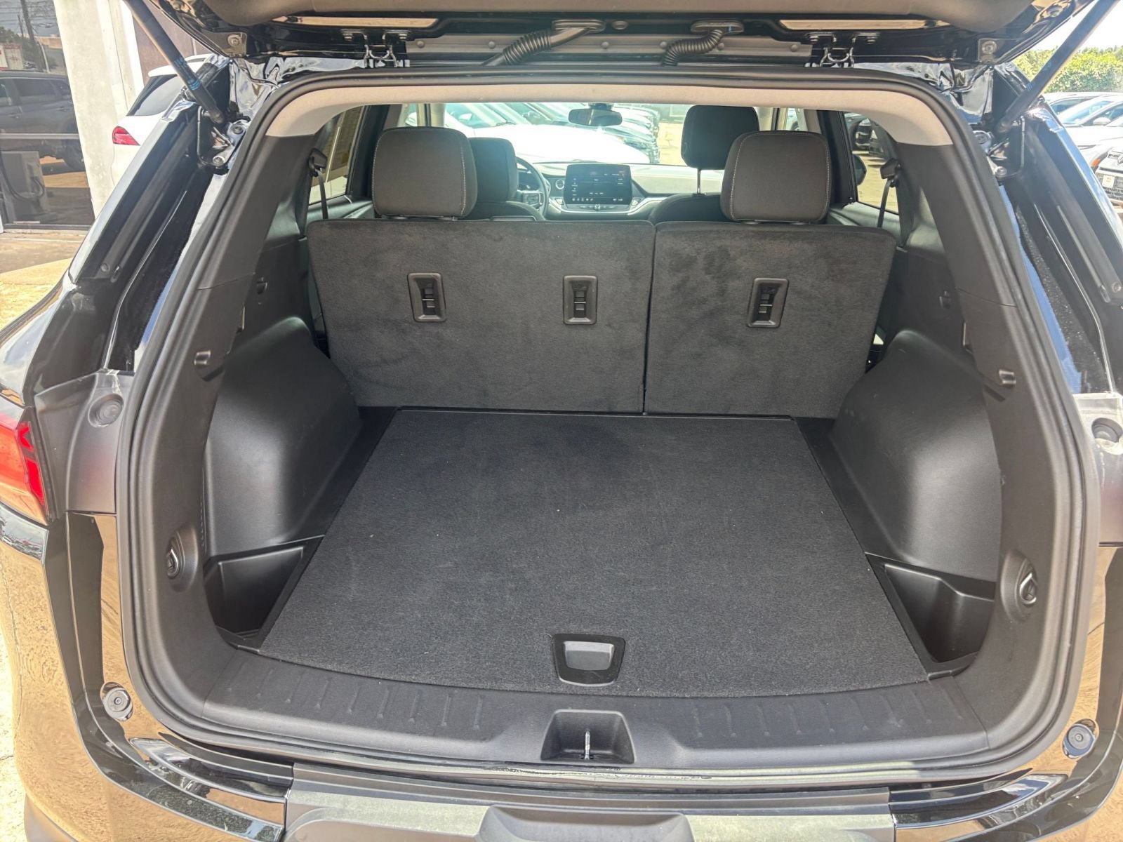 Used 2026 Chevrolet Blazer LT FWD image 31