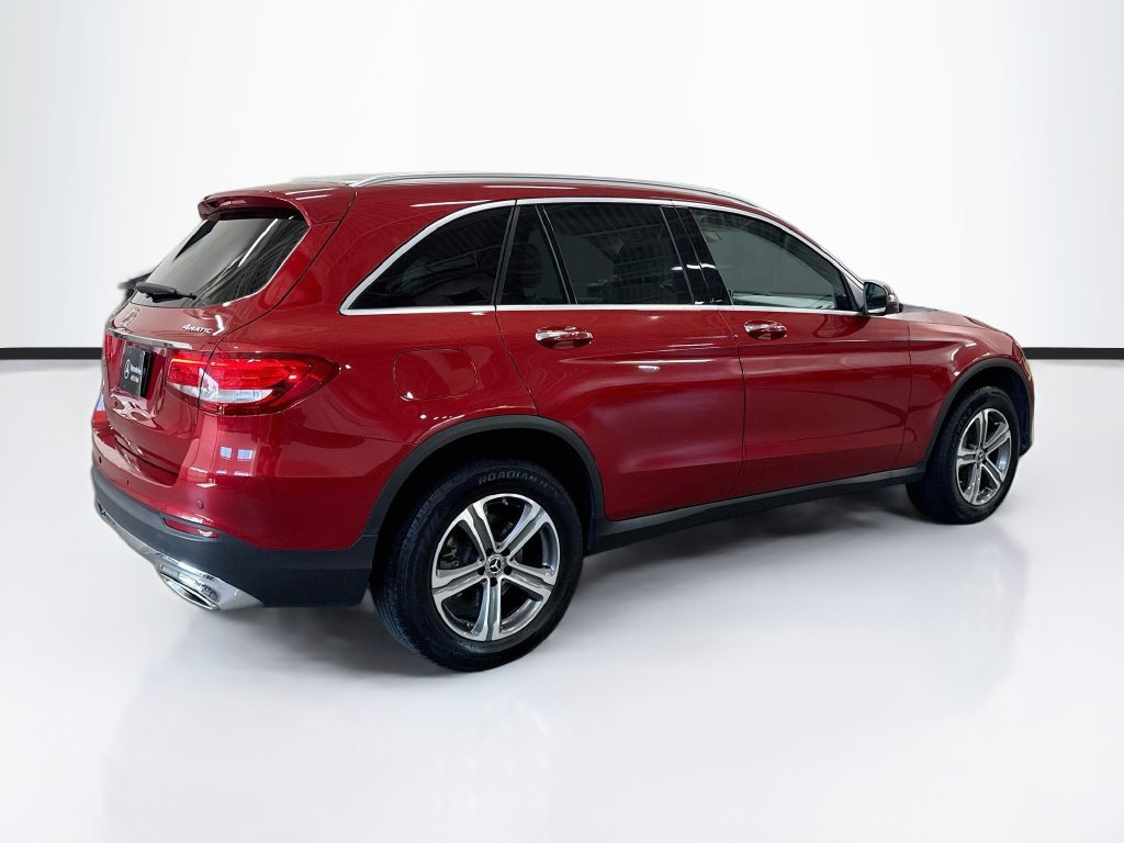 Used 2019 Mercedes-Benz GLC 300 4MATIC image 5