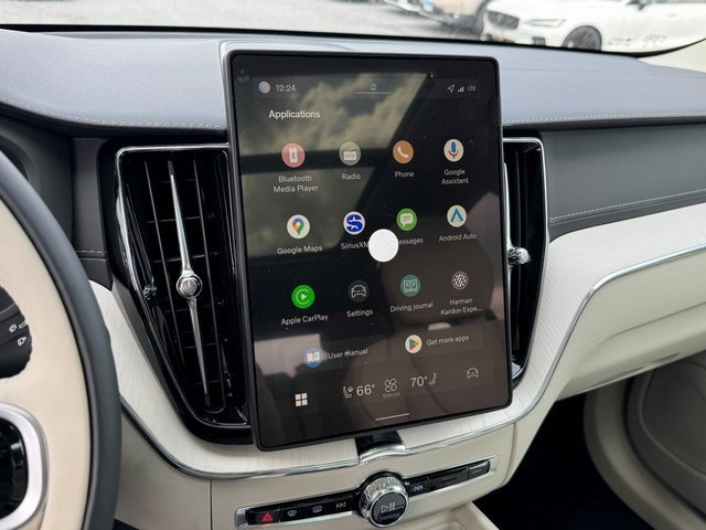 New 2026 Volvo XC60 T8 Ultra w/ Climate Package image 25