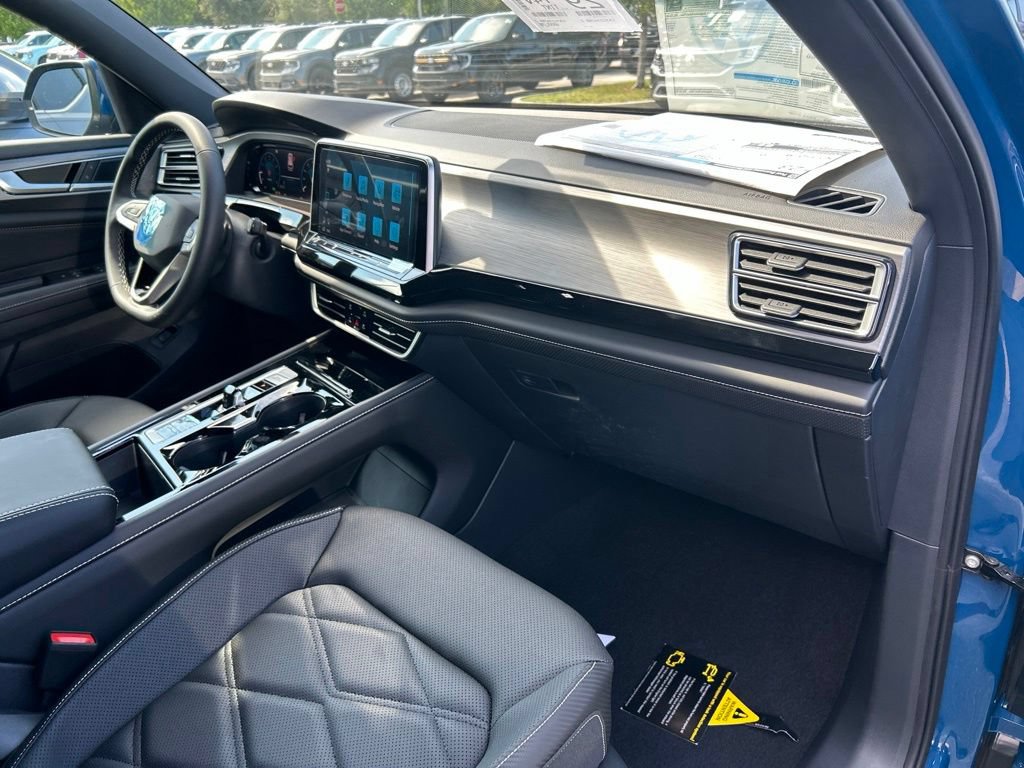 New 2026 Volkswagen Atlas Cross Sport SE FWD image 42