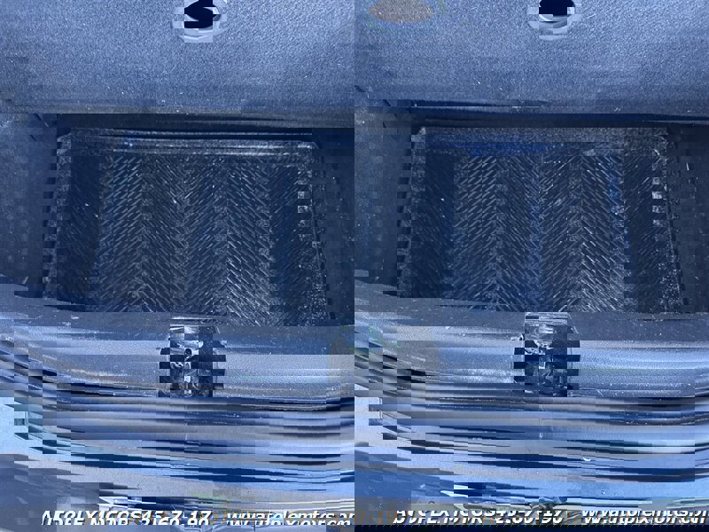 Used 2008 Chrysler Crossfire Limited image 8